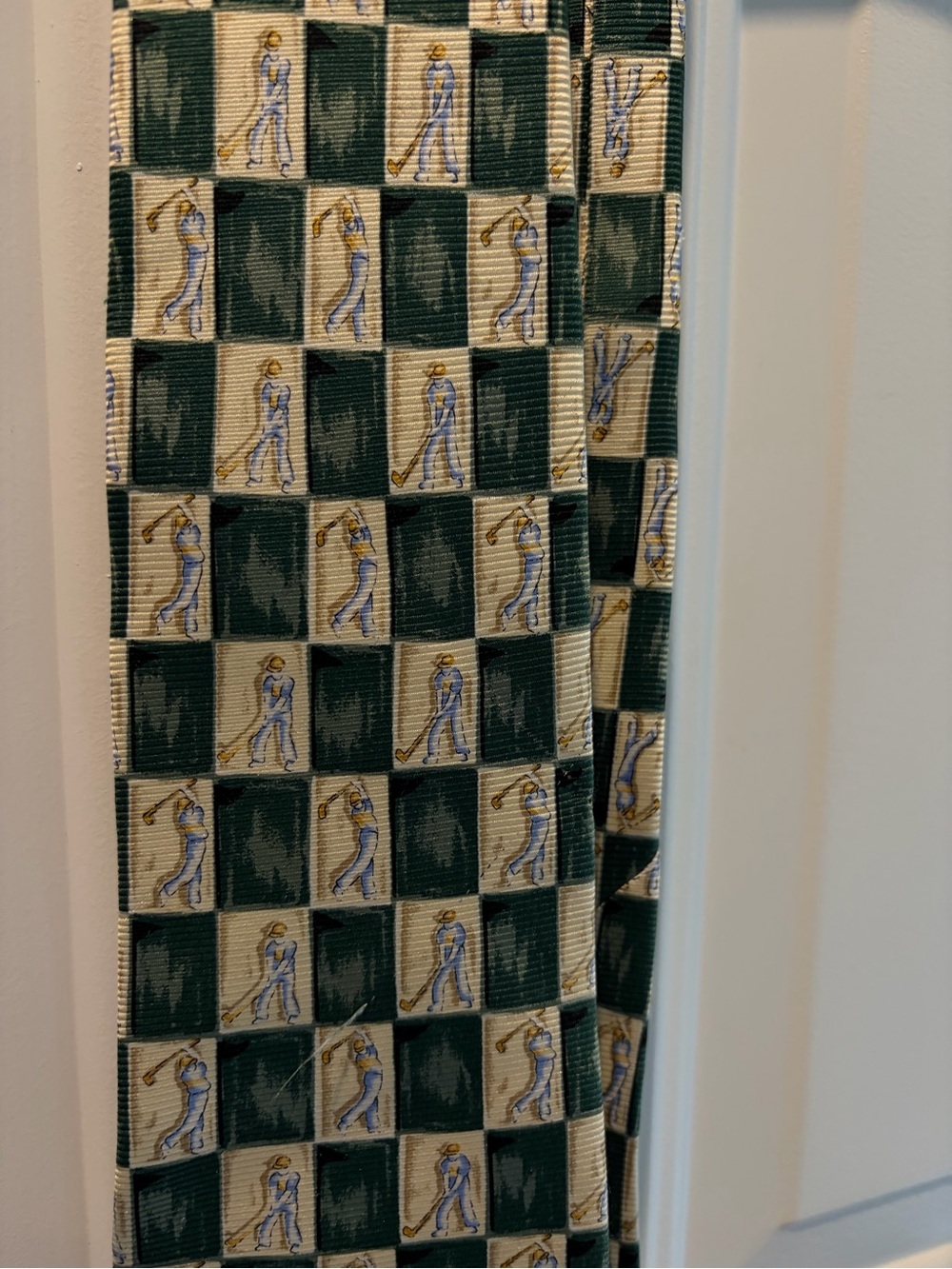 Lands' End Men's Golf Motif Silk Tie in Green, Cream, Blue
